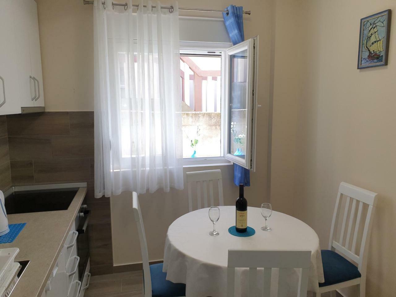Apartments Jadran Tivat Buitenkant foto