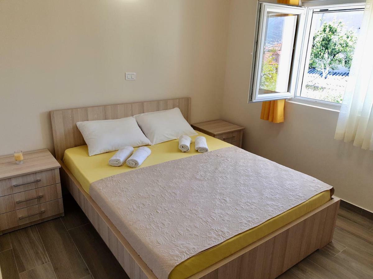 Apartments Jadran Tivat Buitenkant foto